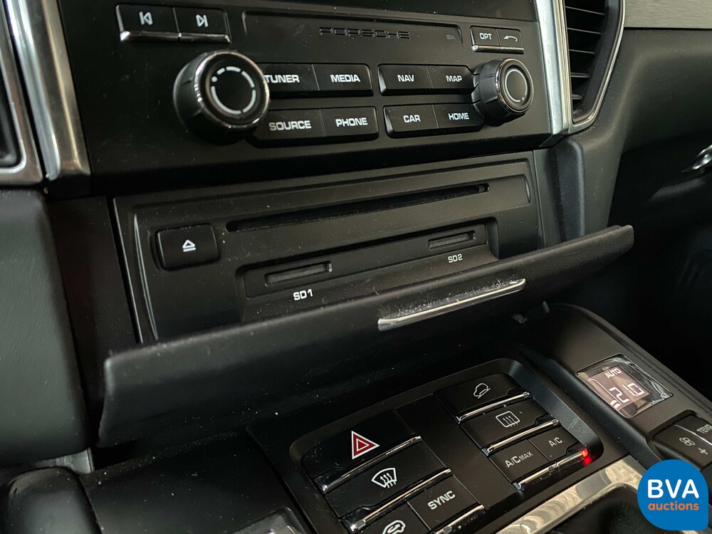 Porsche Macan Turbo Sportchrono 400PS FACELIFT 2016 -Org. NL-, KD-424-R.