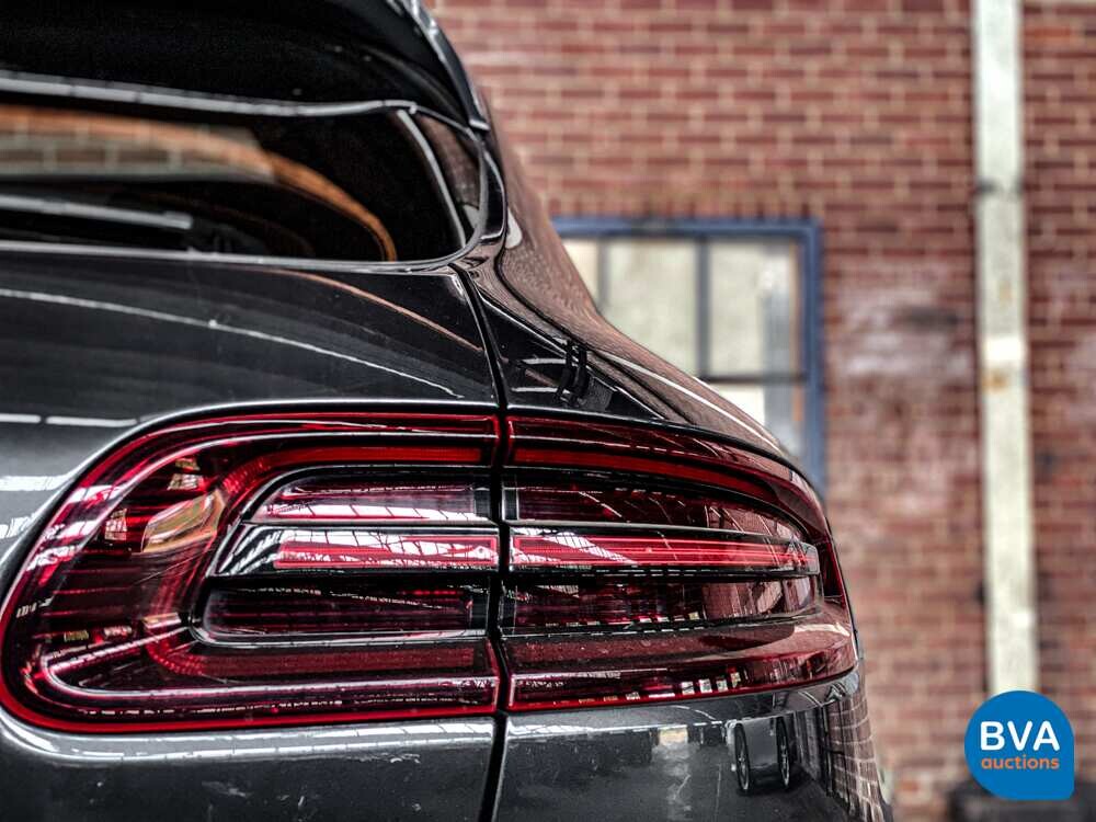 Porsche Macan Turbo Sportchrono 400PS FACELIFT 2016 -Org. NL-, KD-424-R.