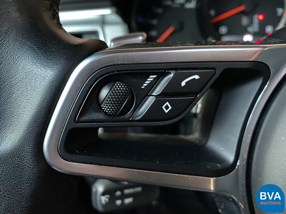 Porsche Macan Turbo Sportchrono 400PS FACELIFT 2016 -Org. NL-, KD-424-R.