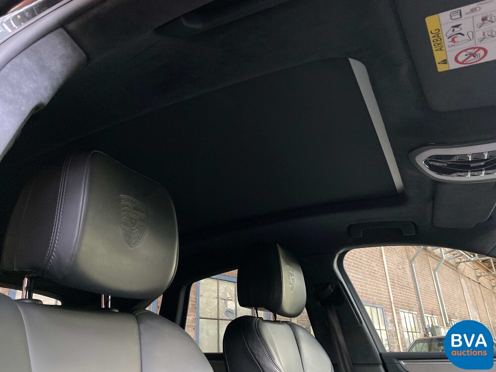 Porsche Macan Turbo Sportchrono 400PS FACELIFT 2016 -Org. NL-, KD-424-R.