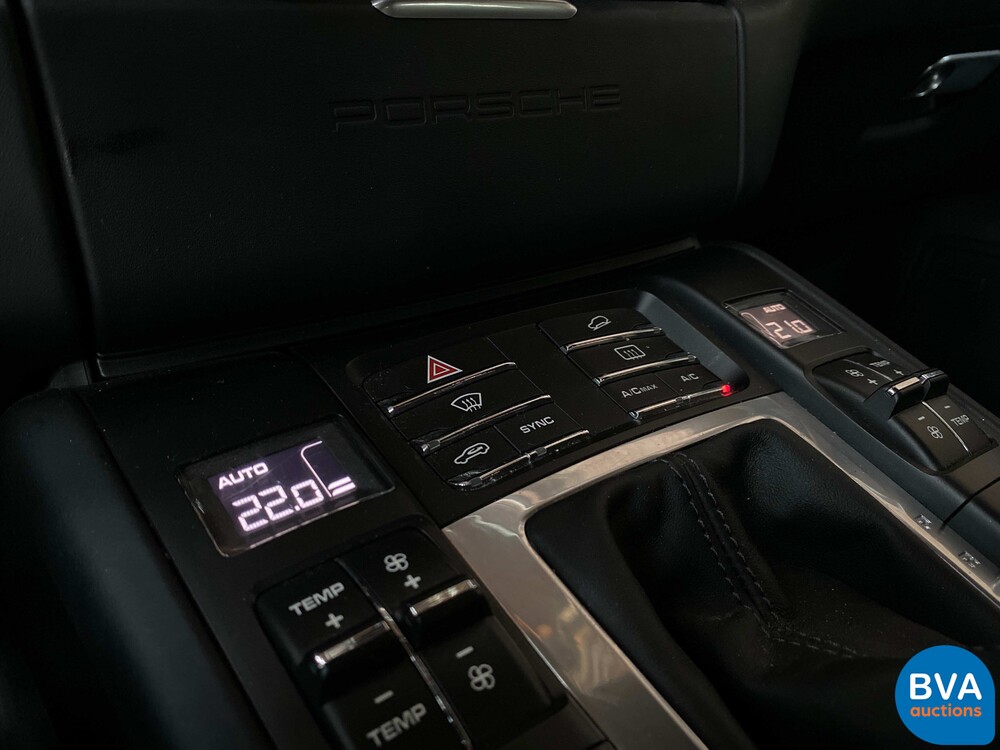 Porsche Macan Turbo Sportchrono 400PS FACELIFT 2016 -Org. NL-, KD-424-R.