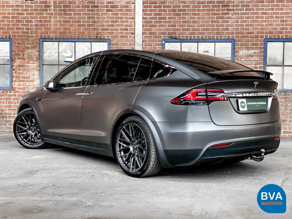 Tesla Model X 75D Base 6-Personen 333 PS 2016 - Org. NL-, ND-695-V.