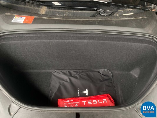 Tesla Model X 75D Base 6-Person 333hp 2016 - Org. NL-, ND-695-V.
