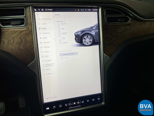 Tesla Model X 75D Base 6-Personen 333 PS 2016 - Org. NL-, ND-695-V.