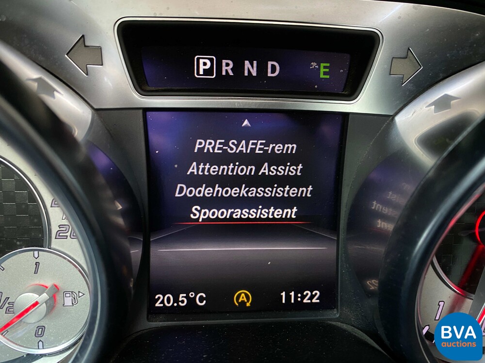 Mercedes-Benz SL400 Roadster 2015, N-518-LV.