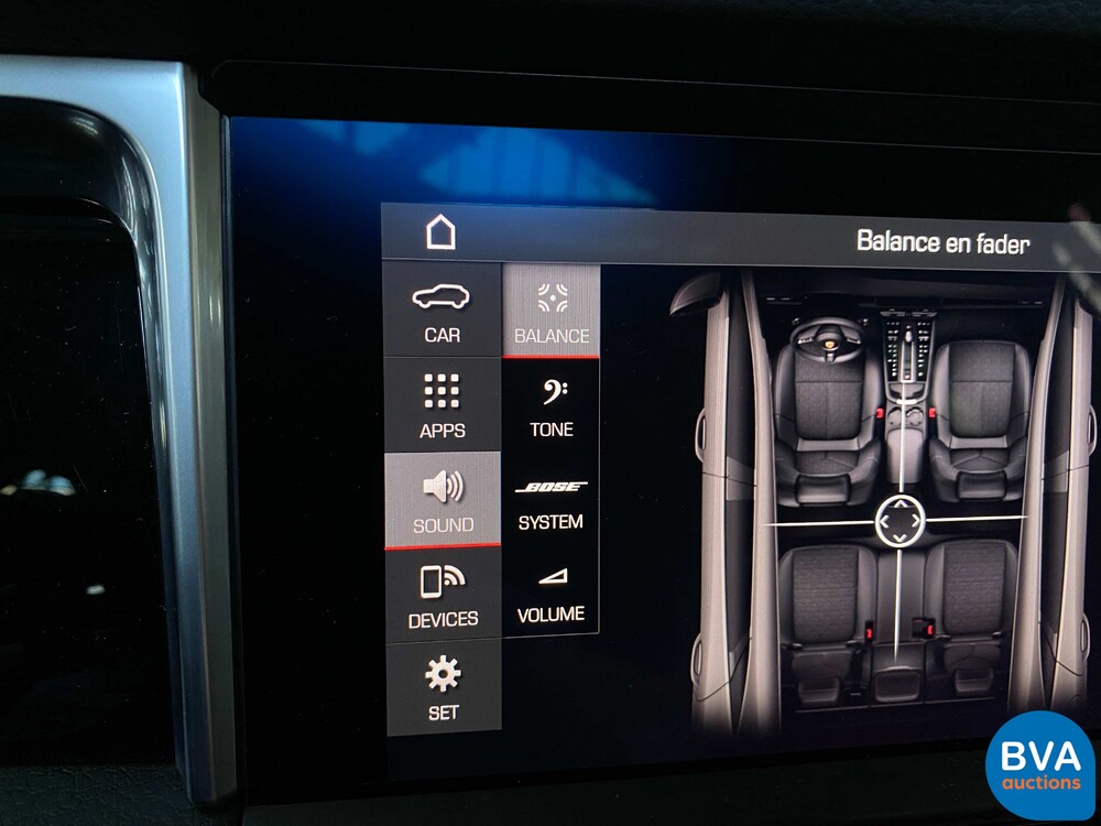 Porsche Macan S2.9 Sportchrono 380hp 2022.