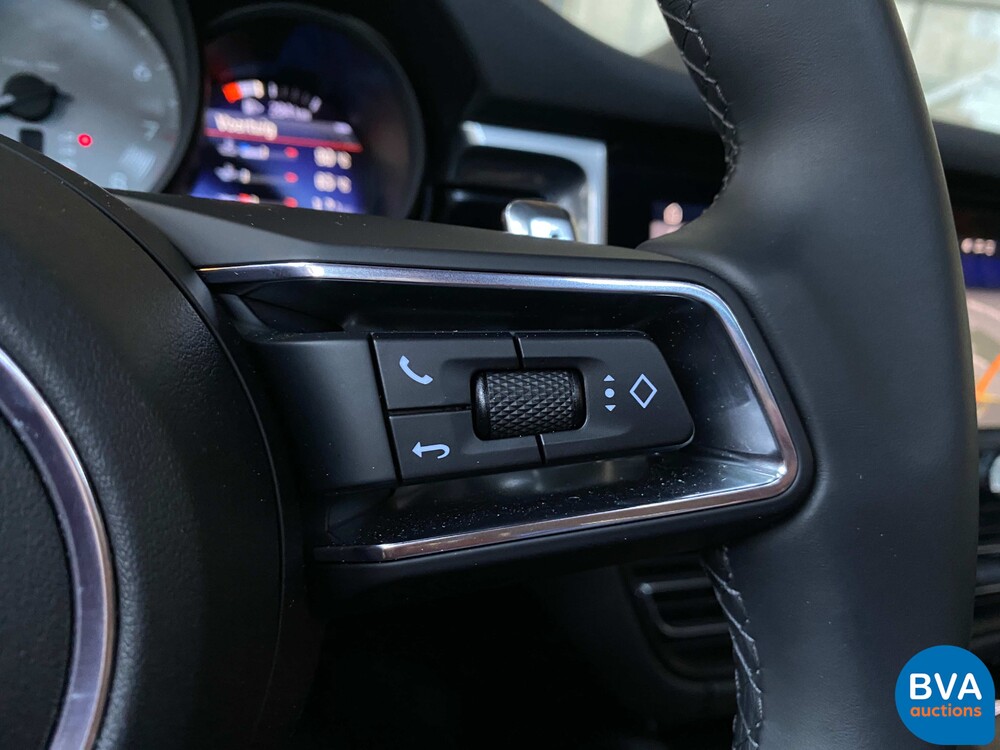 Porsche Macan S2.9 Sportchrono 380hp 2022.