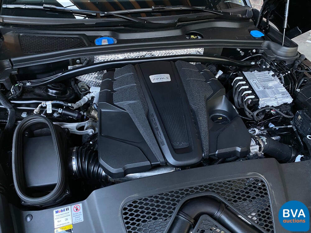 Porsche Macan S2.9 Sportchrono 380hp 2022.
