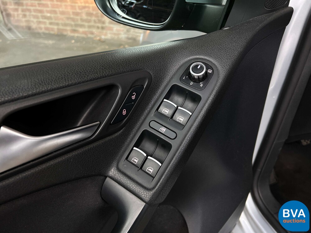 VolkswagenGolf 1.4 TSI 2010, J-263-XN.