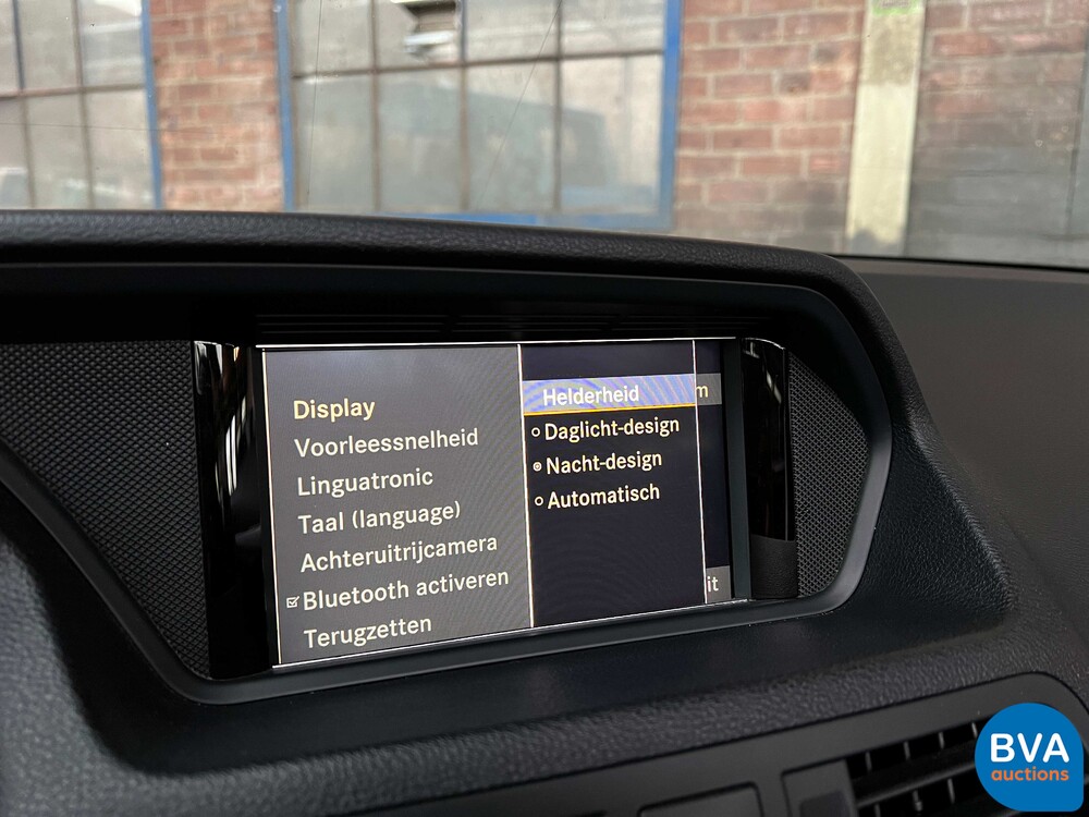 Mercedes-Benz E200 Cabriolet 184 PS E-Klasse 2011, 60-ZDJ-7.