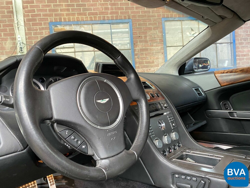 Aston Martin DB9 Volante 457 PS Cabrio 2007.