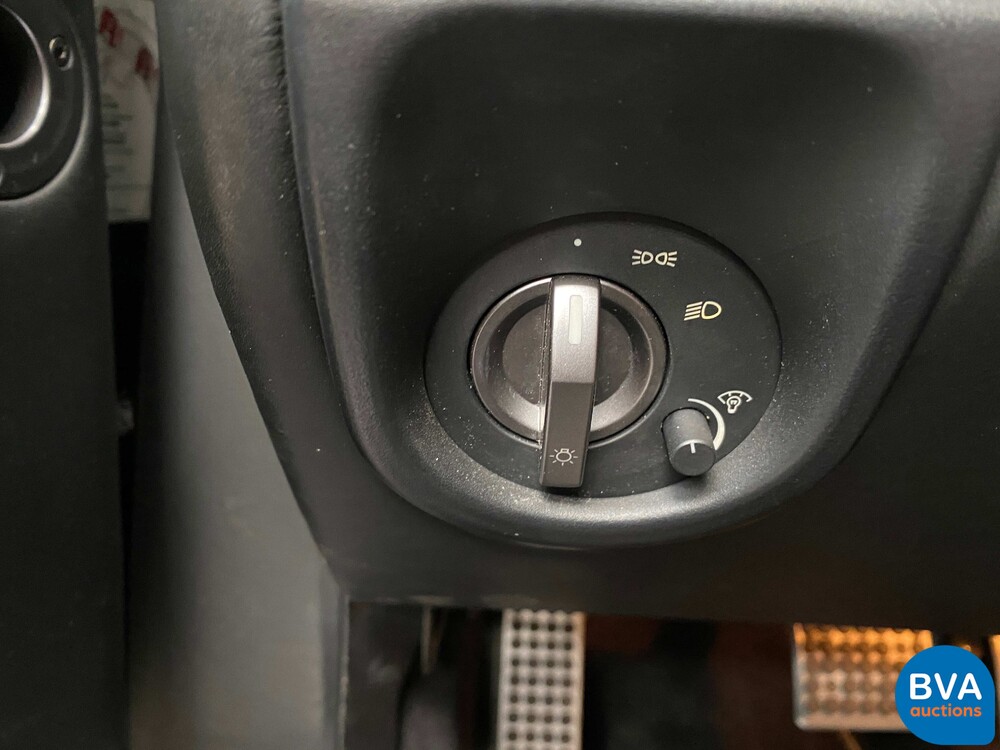 Aston Martin DB9 Volante 457 PS Cabrio 2007.