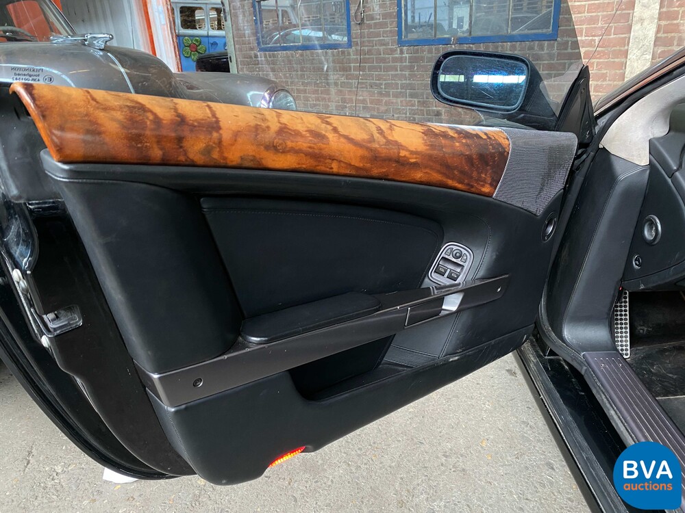 Aston Martin DB9 Volante 457 PS Cabrio 2007.