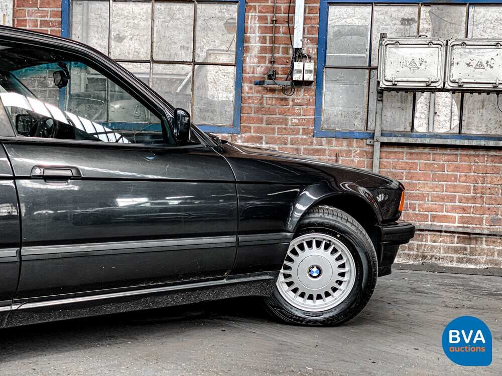 BMW 750iL Highline 7er 5.0 V12 300 PS E32 1992.