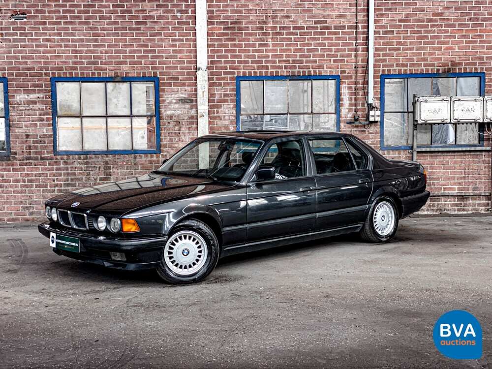 BMW 750iL Highline 7er 5.0 V12 300 PS E32 1992.