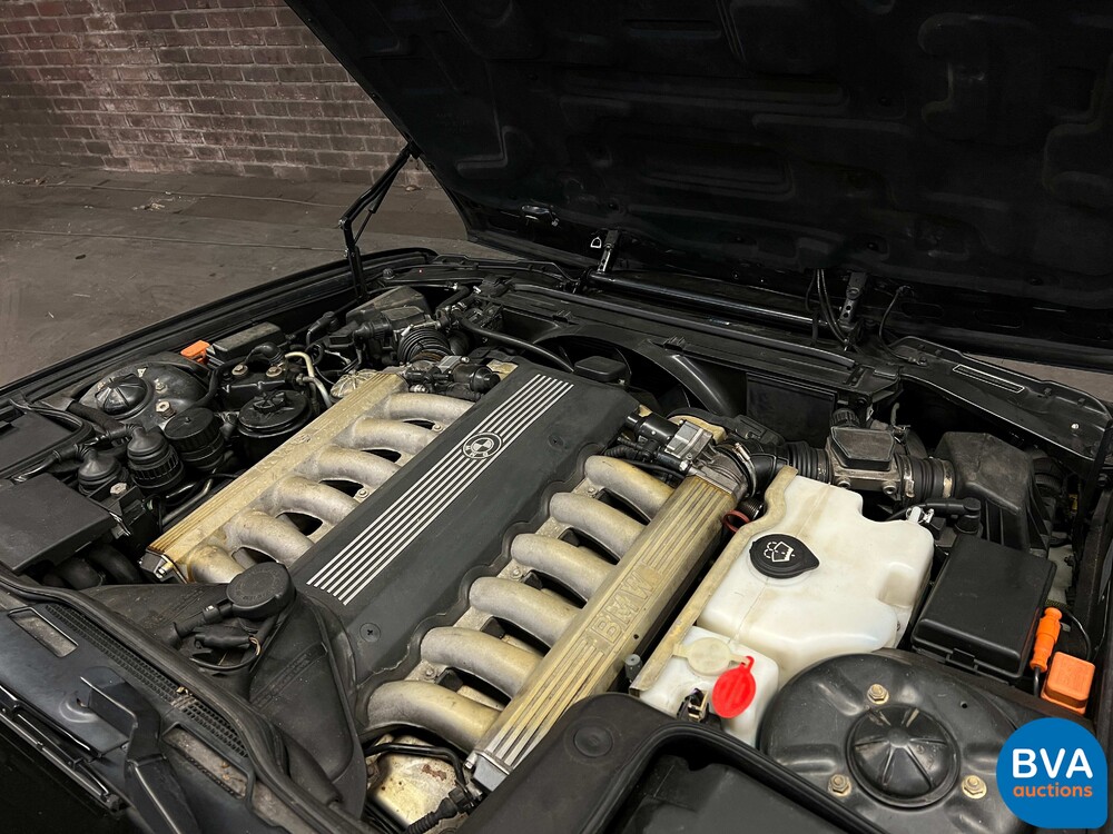 BMW 750iL Highline 7er 5.0 V12 300 PS E32 1992.