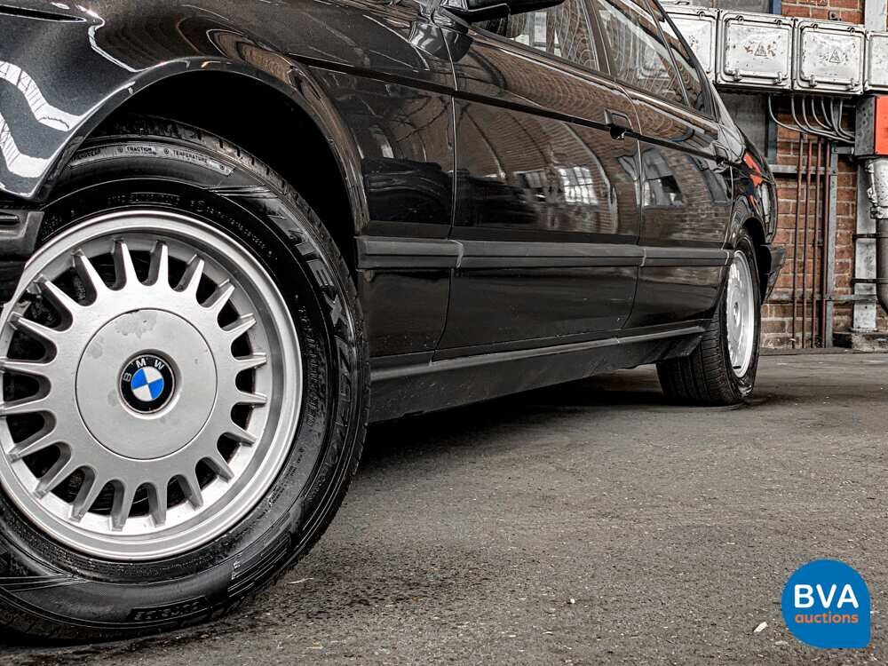 BMW 750iL Highline 7er 5.0 V12 300 PS E32 1992.