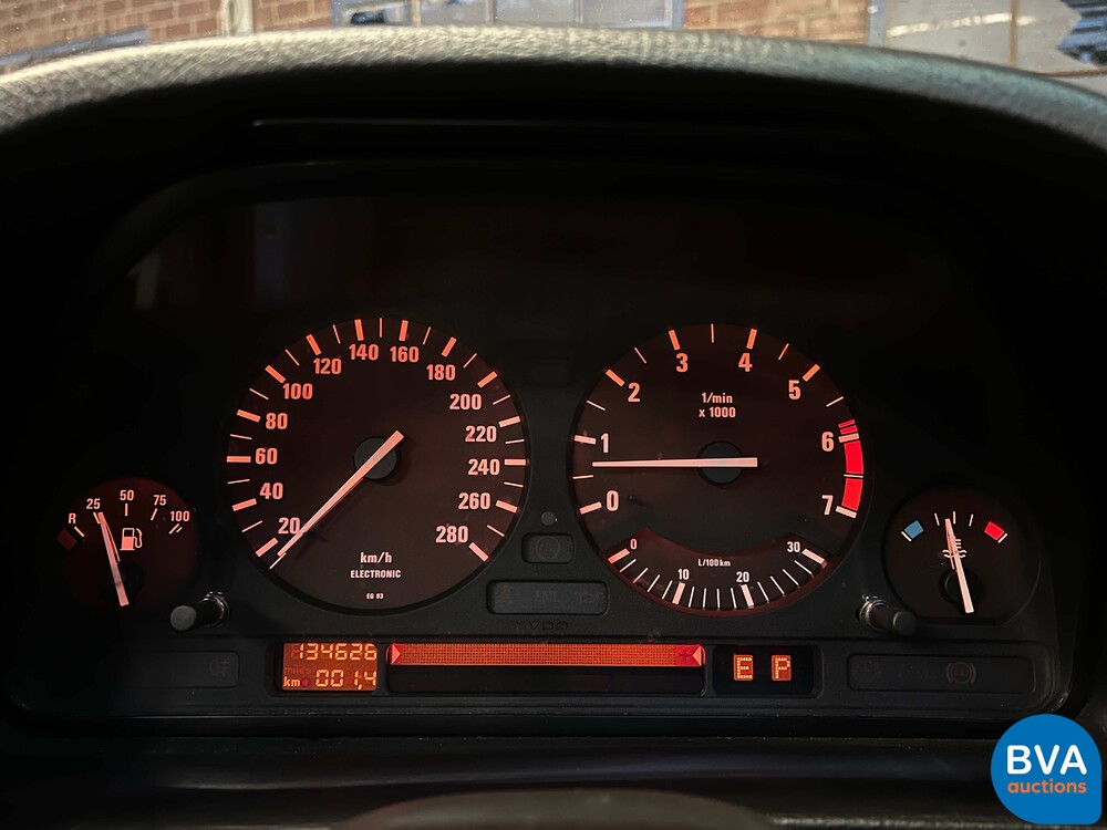 BMW 750iL Highline 7er 5.0 V12 300 PS E32 1992.