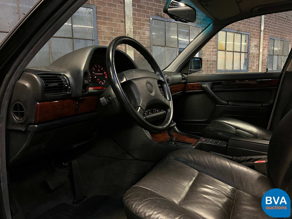 BMW 750iL Highline 7er 5.0 V12 300 PS E32 1992.