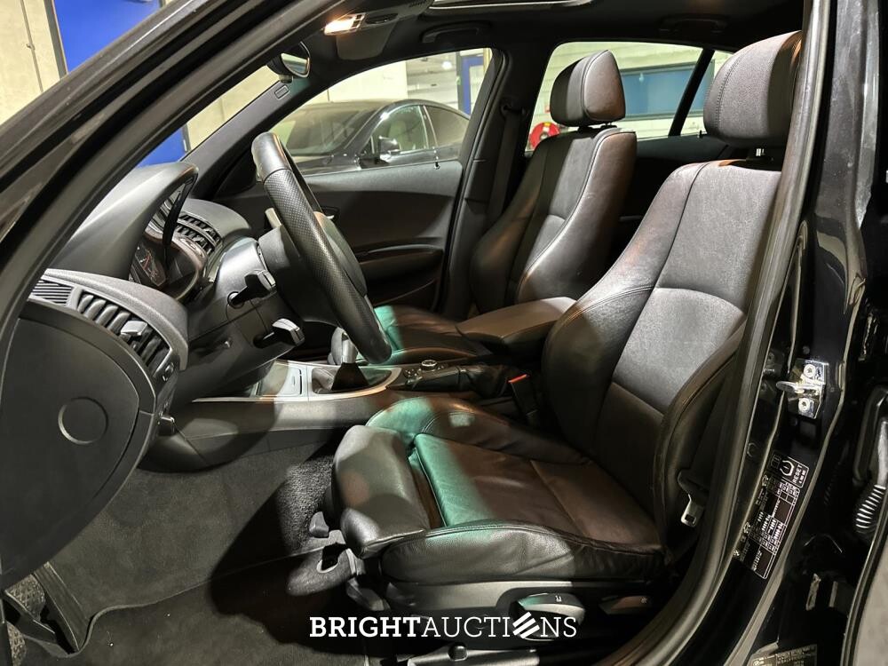 BMW 130i 3.0 M-Sport E87 265pk 2006 1-serie, 18-TB-KR Youngtimer