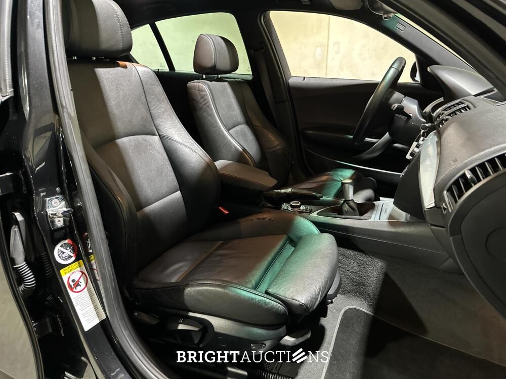 BMW 130i 3.0 M-Sport E87 265pk 2006 1-serie, 18-TB-KR Youngtimer