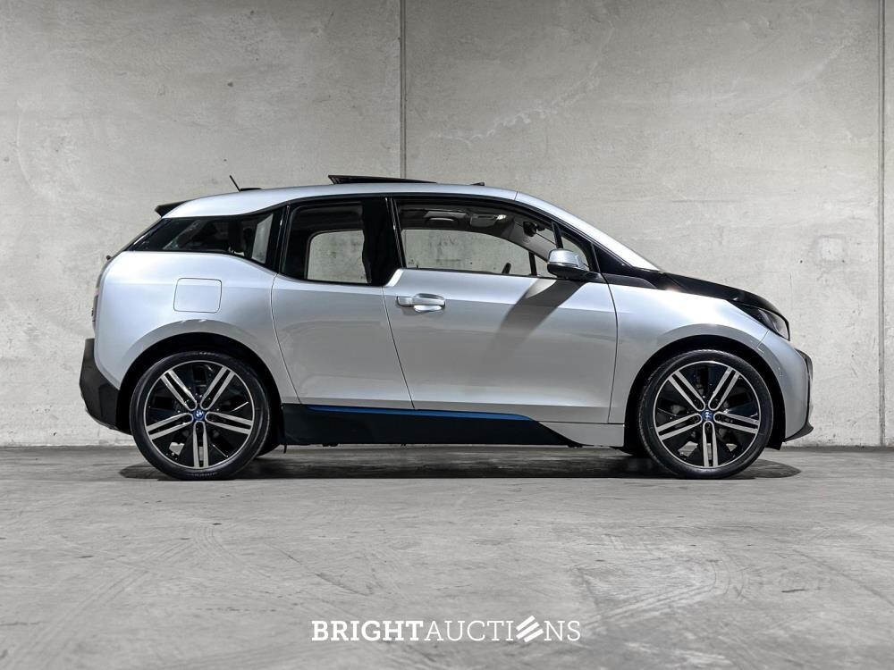 BMW i3 Basis Comfort 22 kWh 170pk 2013 (Origineel-NL), 3-SXD-64