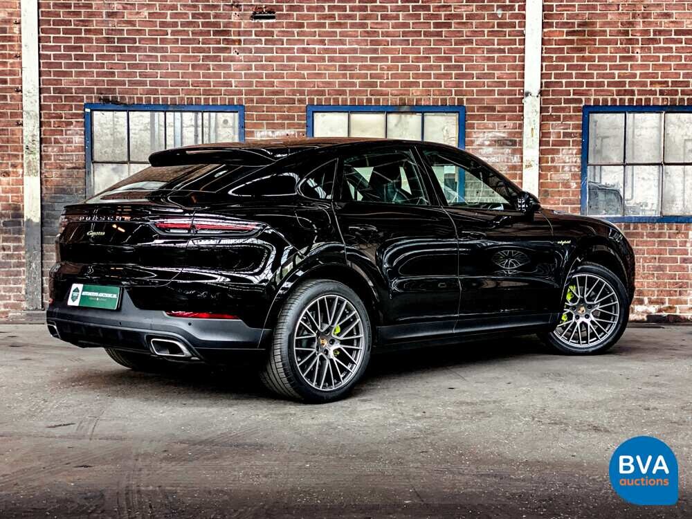 Porsche Cayenne Coupé 3.0 E-Hybrid 462PS 2021 -GARANTIE-.