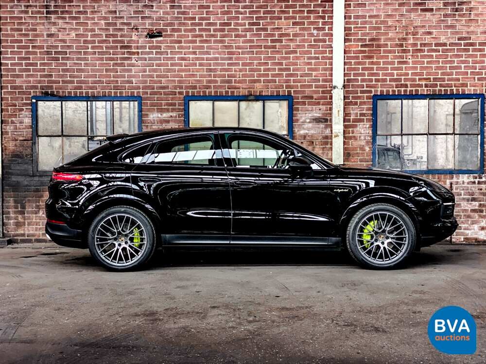 Porsche Cayenne Coupé 3.0 E-Hybrid 462PS 2021 -GARANTIE-.