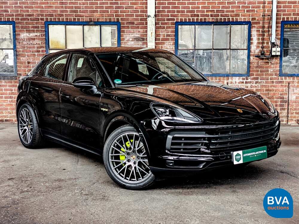 Porsche Cayenne Coupé 3.0 E-Hybrid 462PS 2021 -GARANTIE-.