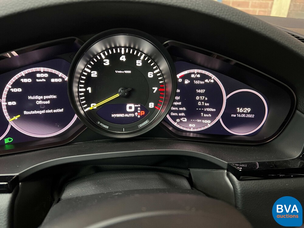 Porsche Cayenne Coupé 3.0 E-Hybrid 462PS 2021 -GARANTIE-.