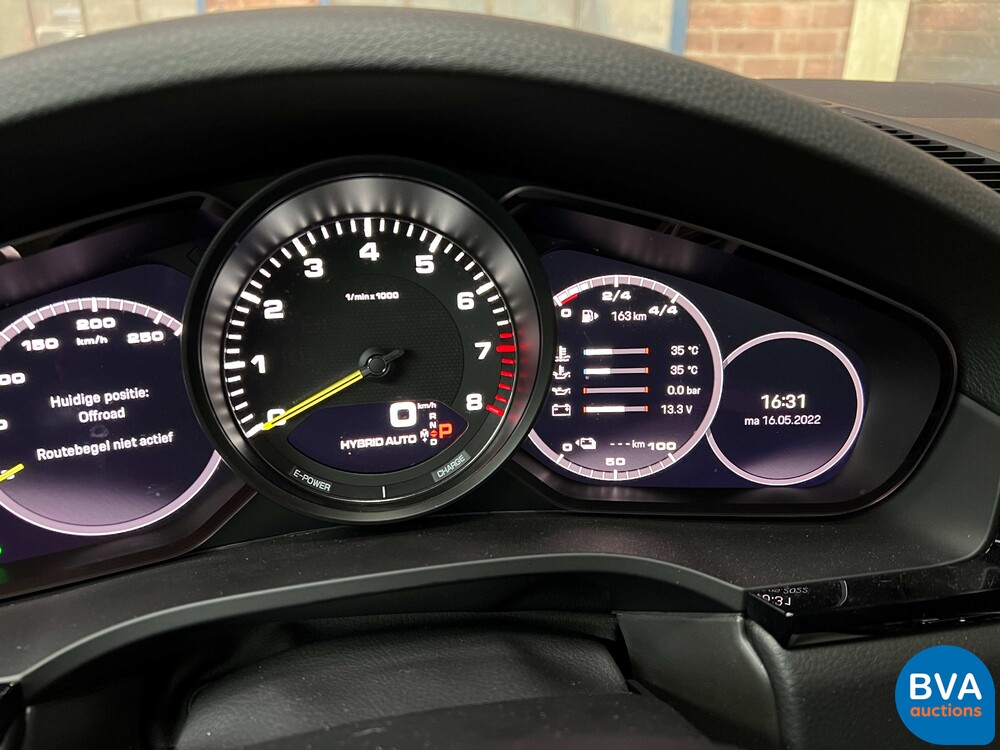 Porsche Cayenne Coupé 3.0 E-Hybrid 462PS 2021 -GARANTIE-.