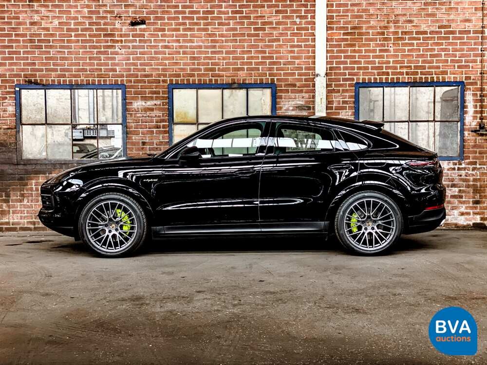 Porsche Cayenne Coupé 3.0 E-Hybrid 462PS 2021 -GARANTIE-.