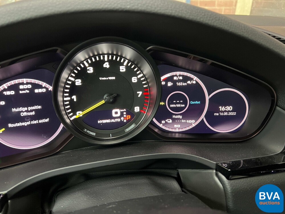 Porsche Cayenne Coupé 3.0 E-Hybrid 462PS 2021 -GARANTIE-.