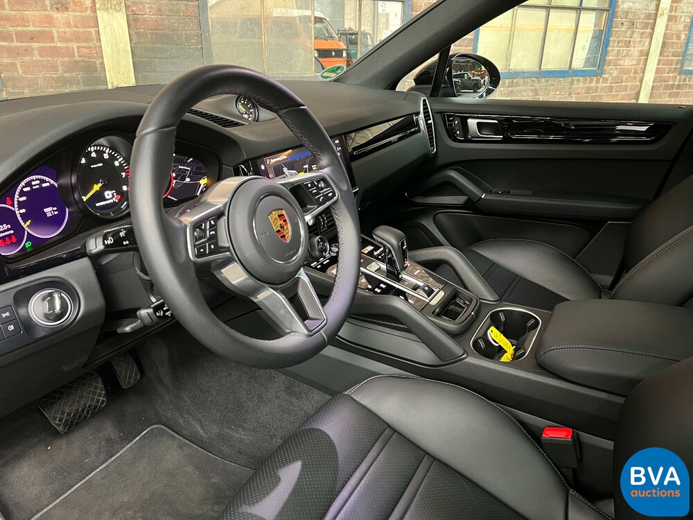 Porsche Cayenne Coupé 3.0 E-Hybrid 462PS 2021 -GARANTIE-.