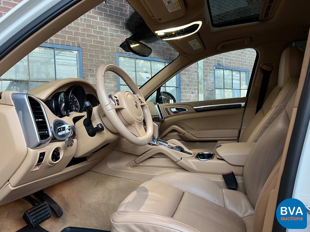 Porsche Cayenne 3.6 Automatik 299 PS 2011, K-494-NB.
