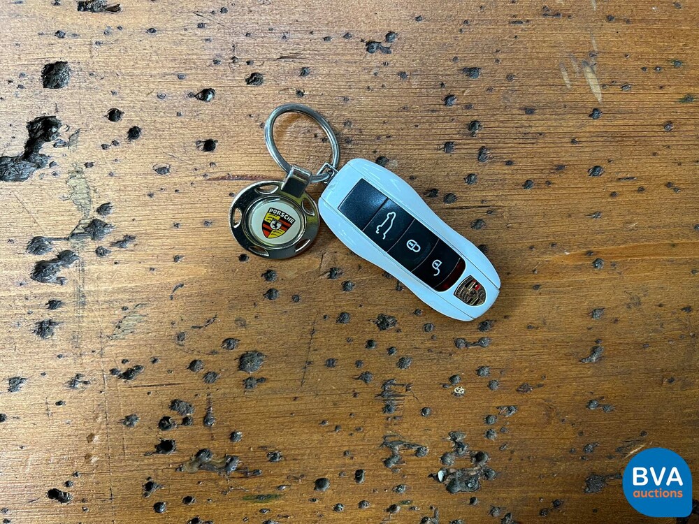 Porsche Cayenne 3.6 Automatik 299 PS 2011, K-494-NB.