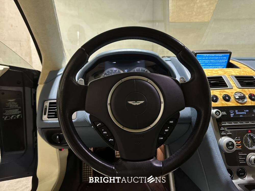 Aston Martin Rapide 6.0 V12 476pk 2010 (Origineel-NL), 74-LTJ-9 Youngtimer