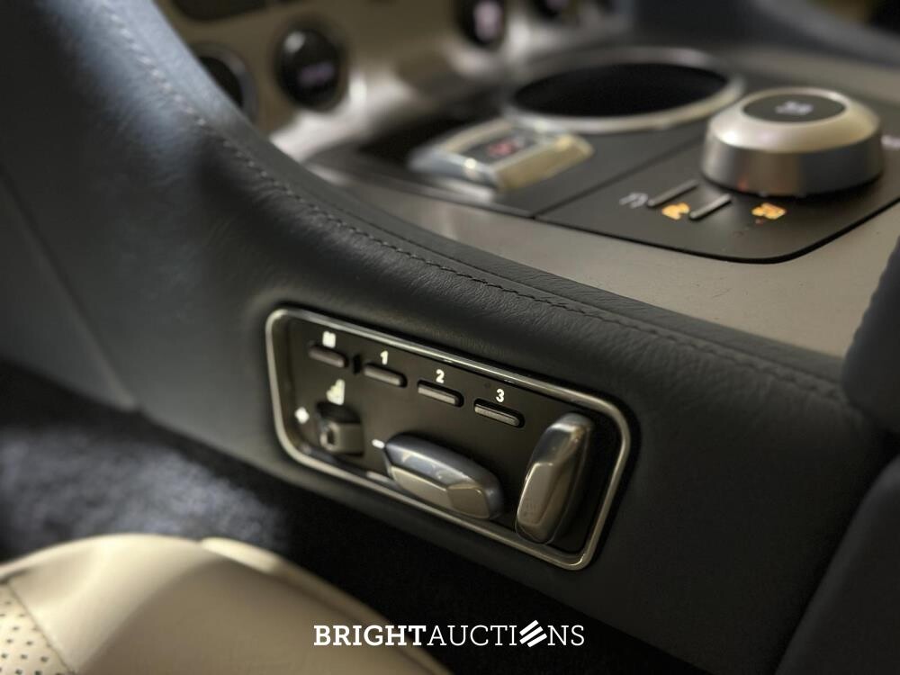 Aston Martin Rapide 6.0 V12 476pk 2010 (Origineel-NL), 74-LTJ-9 Youngtimer