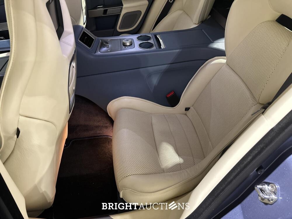 Aston Martin Rapide 6.0 V12 476pk 2010 (Origineel-NL), 74-LTJ-9 Youngtimer