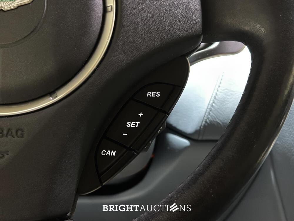 Aston Martin Rapide 6.0 V12 476pk 2010 (Origineel-NL), 74-LTJ-9 Youngtimer