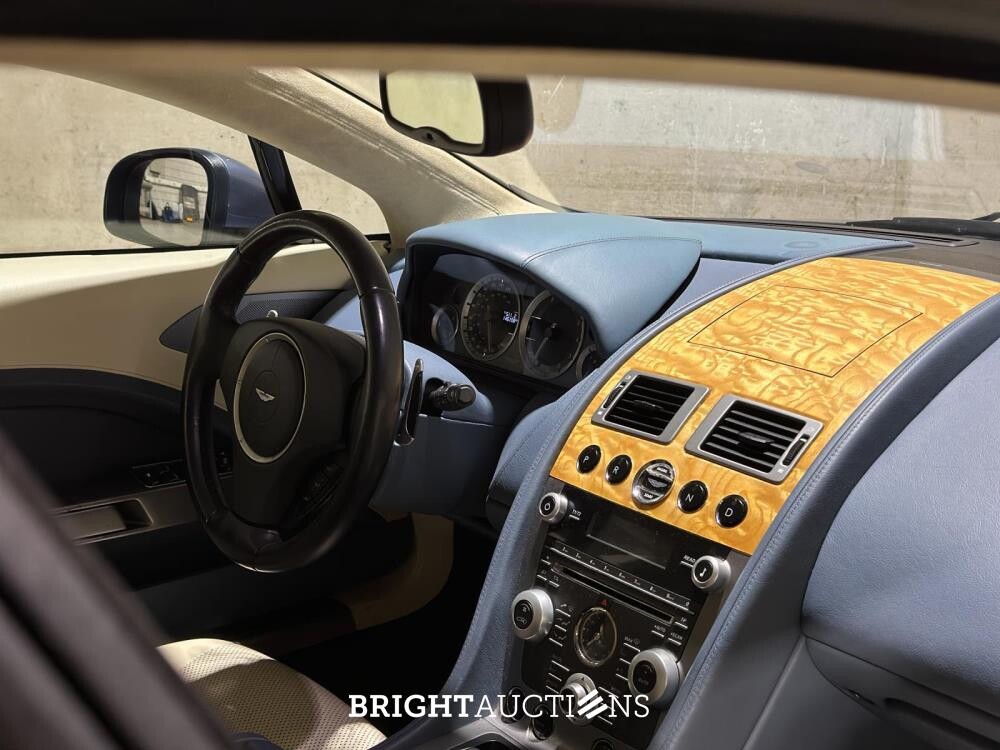 Aston Martin Rapide 6.0 V12 476pk 2010 (Origineel-NL), 74-LTJ-9 Youngtimer