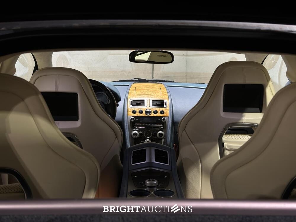 Aston Martin Rapide 6.0 V12 476pk 2010 (Origineel-NL), 74-LTJ-9 Youngtimer