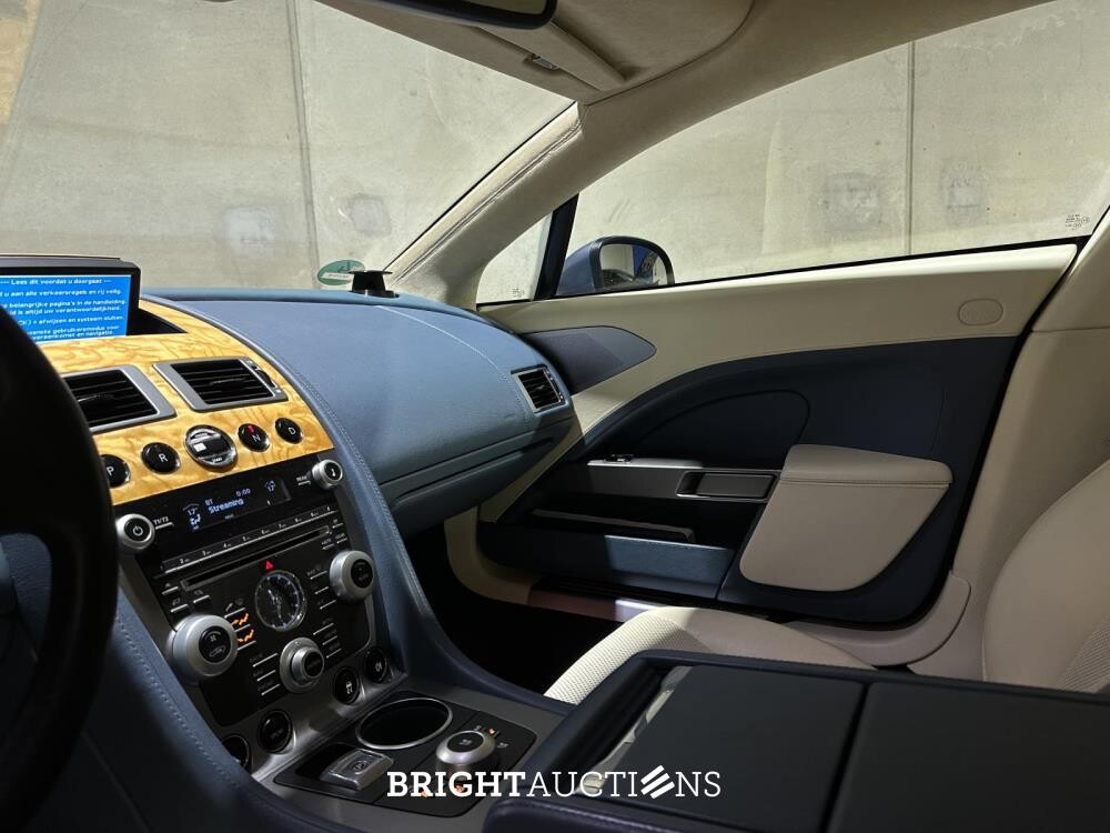 Aston Martin Rapide 6.0 V12 476pk 2010 (Origineel-NL), 74-LTJ-9 Youngtimer