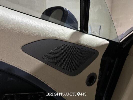 Aston Martin Rapide 6.0 V12 476pk 2010 (Origineel-NL), 74-LTJ-9 Youngtimer