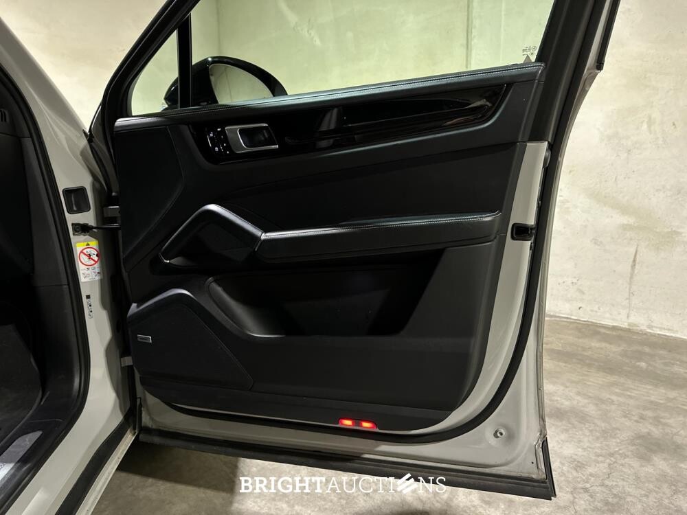 Porsche Cayenne Coupé E-Hybrid 3.0 V6 340pk 2019 (Origineel-NL), G-373-VJ