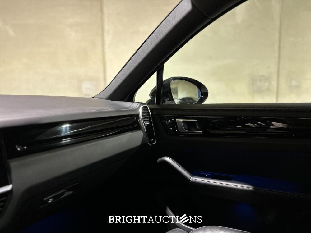 Porsche Cayenne Coupé E-Hybrid 3.0 V6 340pk 2019 (Origineel-NL), G-373-VJ