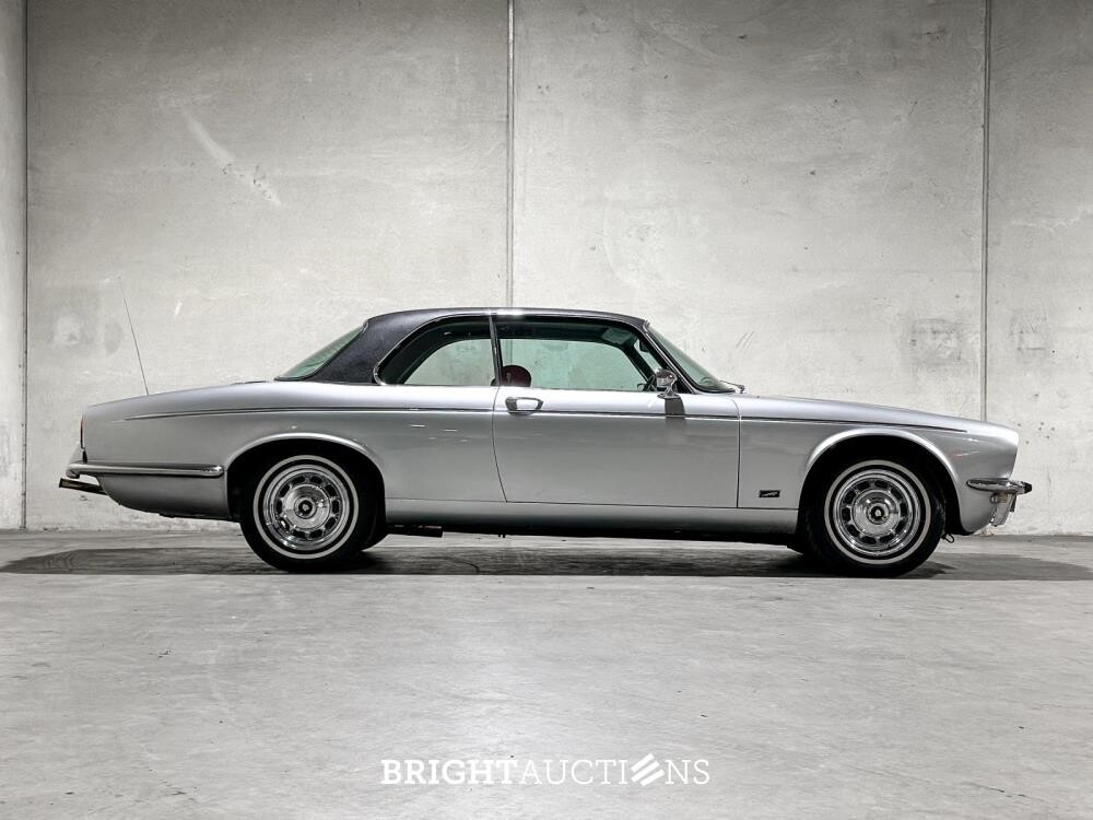 Jaguar XJ12 5.3 V12 Serie 2 Coupe 1976, 39-YD-88 Oldtimer