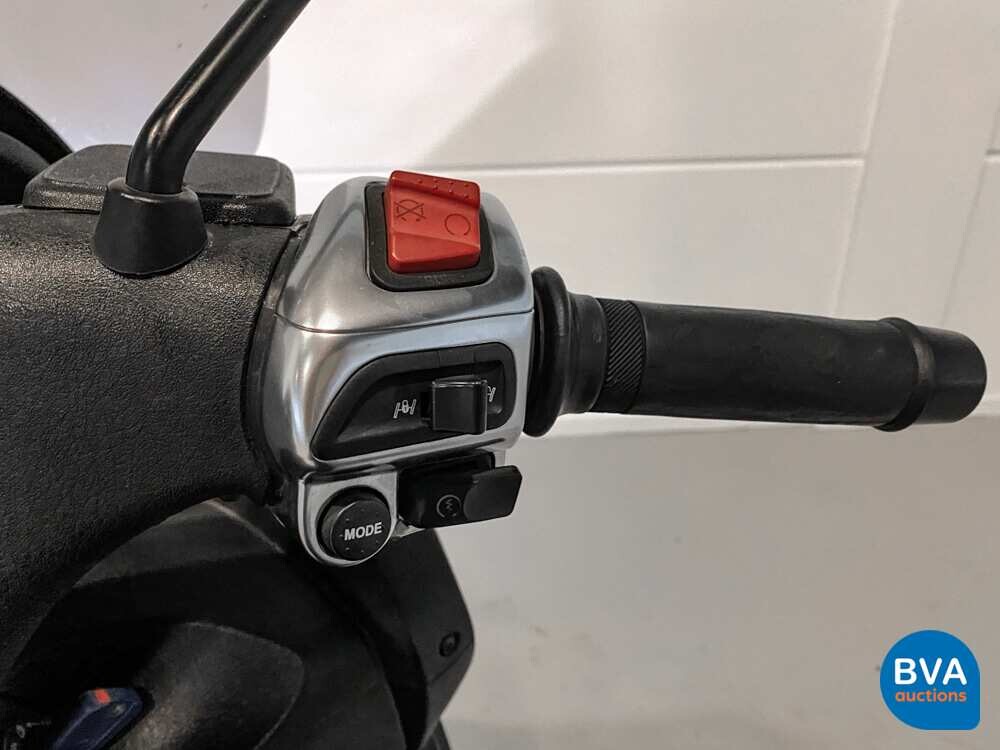 Piaggio MP3 500LT Sport AKRAPOVIC 39PS 2012, RV-040-B.