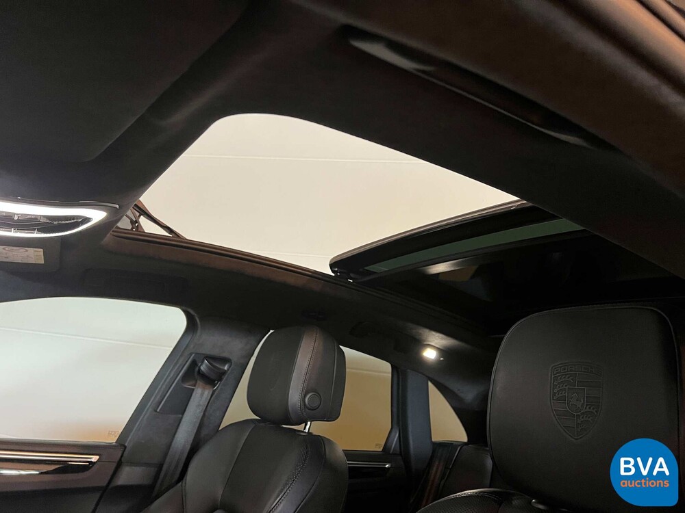 Porsche Macan Turbo 3.6 400 PS FACELIFT 2016 AKRAPOVIC Sport-Chrono, NX-244-N.