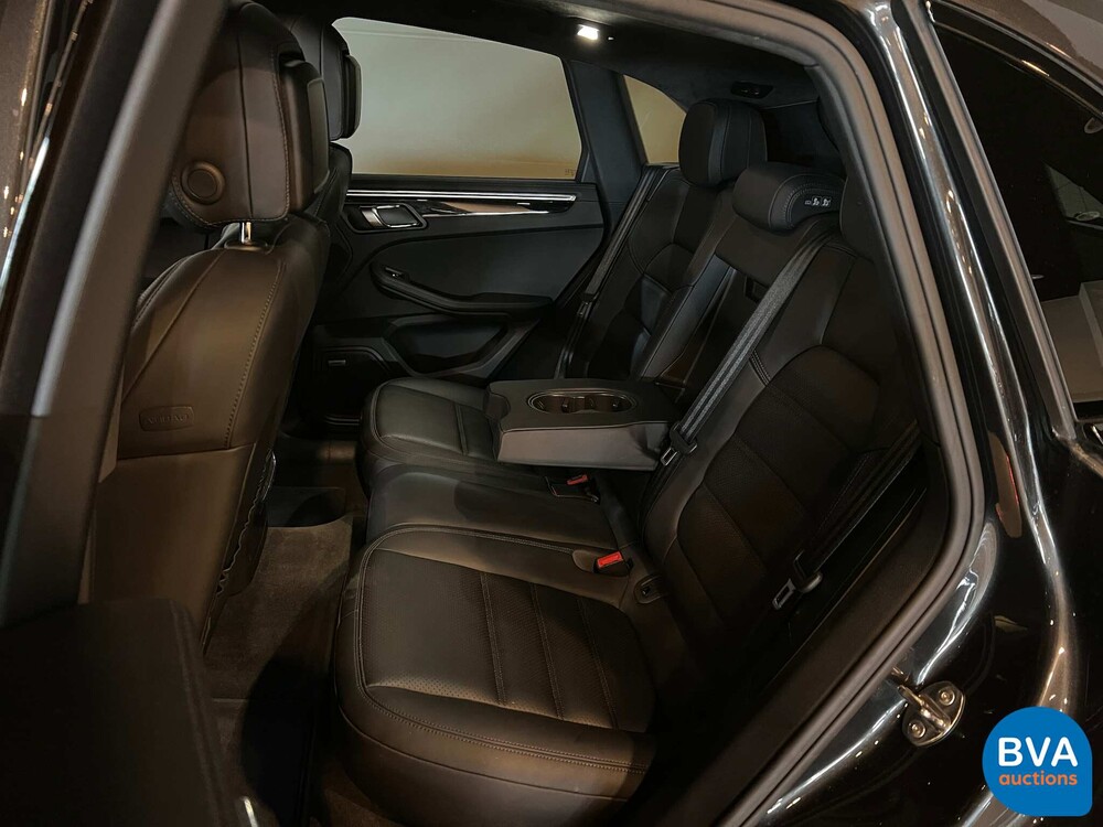 Porsche Macan Turbo 3.6 400 PS FACELIFT 2016 AKRAPOVIC Sport-Chrono, NX-244-N.